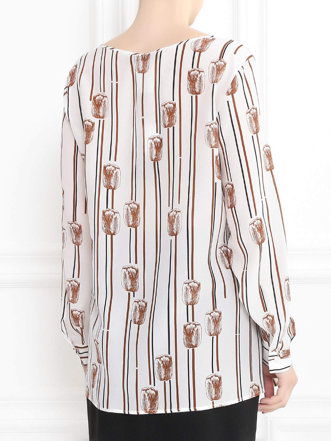 BASIC crepe blouse with floral tulip print – back view