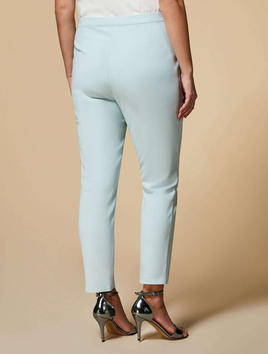 Thin trousers made of elastic cotton and nylon with elastic waistband and hidden zipper