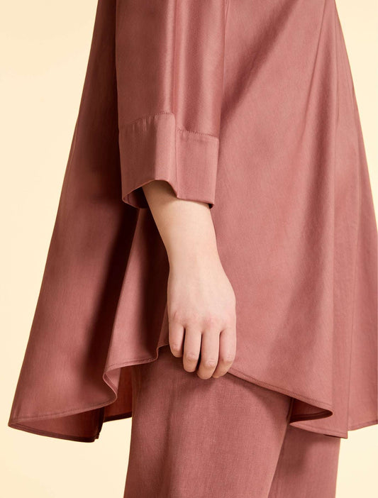 FIORAIO tunic in deep marsala with flared fit and embroidered keyhole neckline