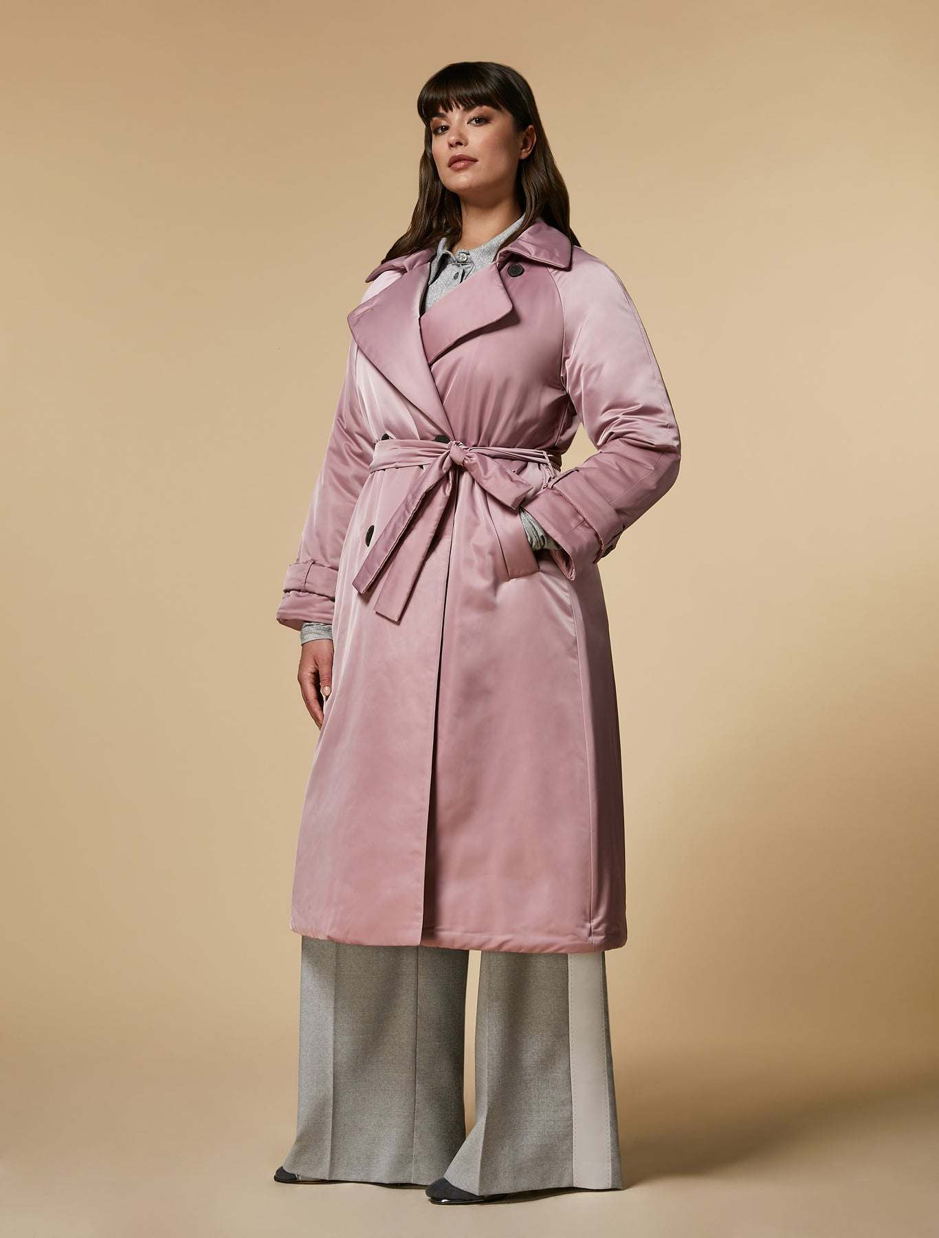 Long padded waterproof quilted coat PEPITA with trench design, notched collar, double-breasted buttons, and belt