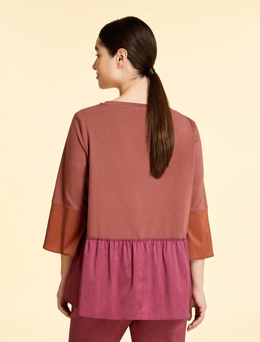 T-shirt VARIETA with feminine basque, loose sleeves, and round neckline in cotton-polyester blend