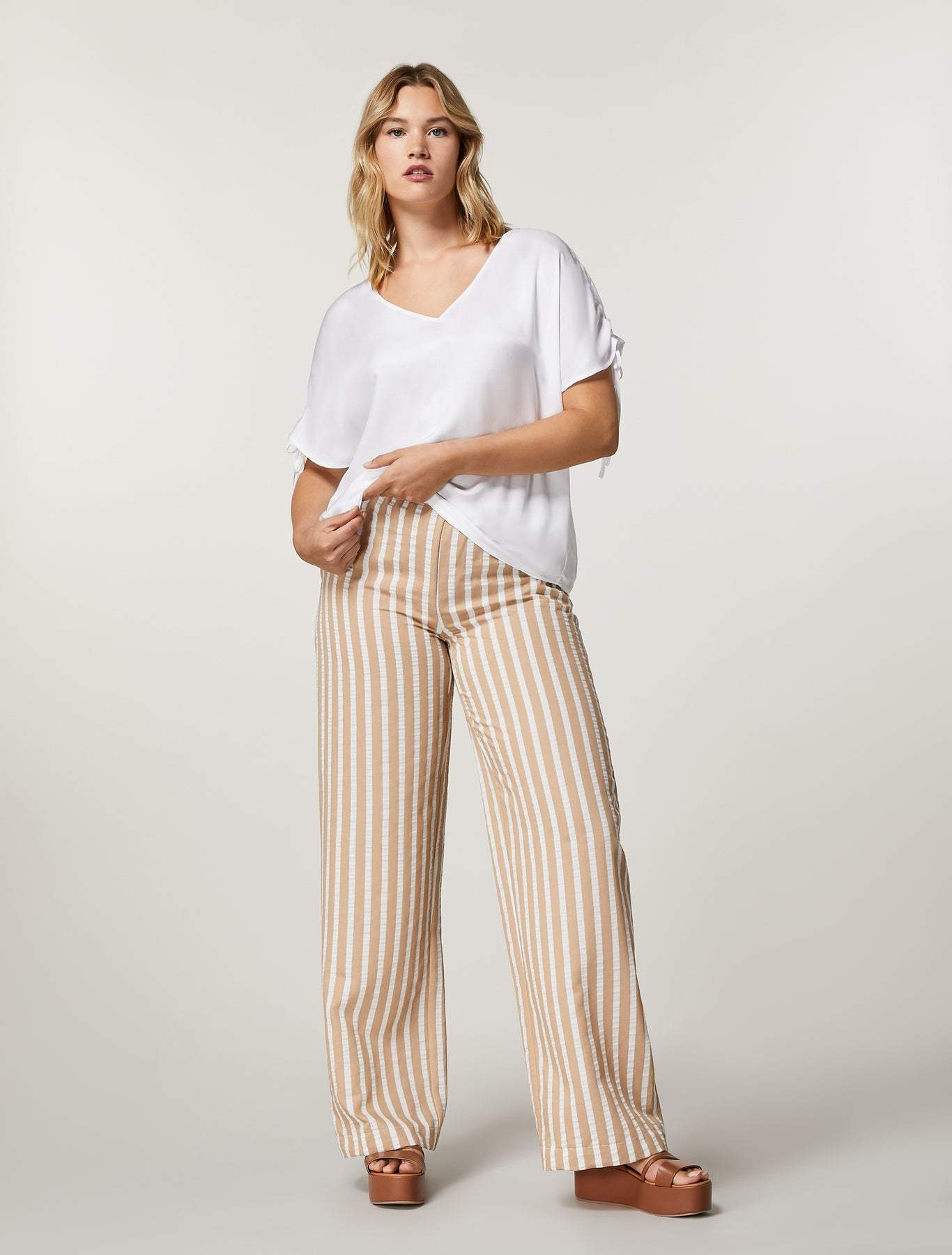 CRISMA striped palazzo trousers with elastic waistband and side pockets in lightweight viscose jacquard