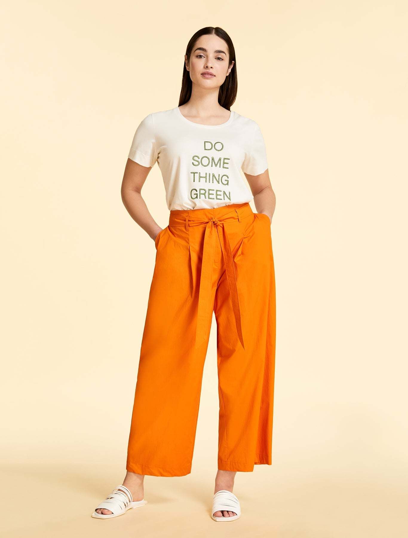 Wide-cut cotton poplin trousers with elastic waistband and removable belt in orange, purple, and green colors