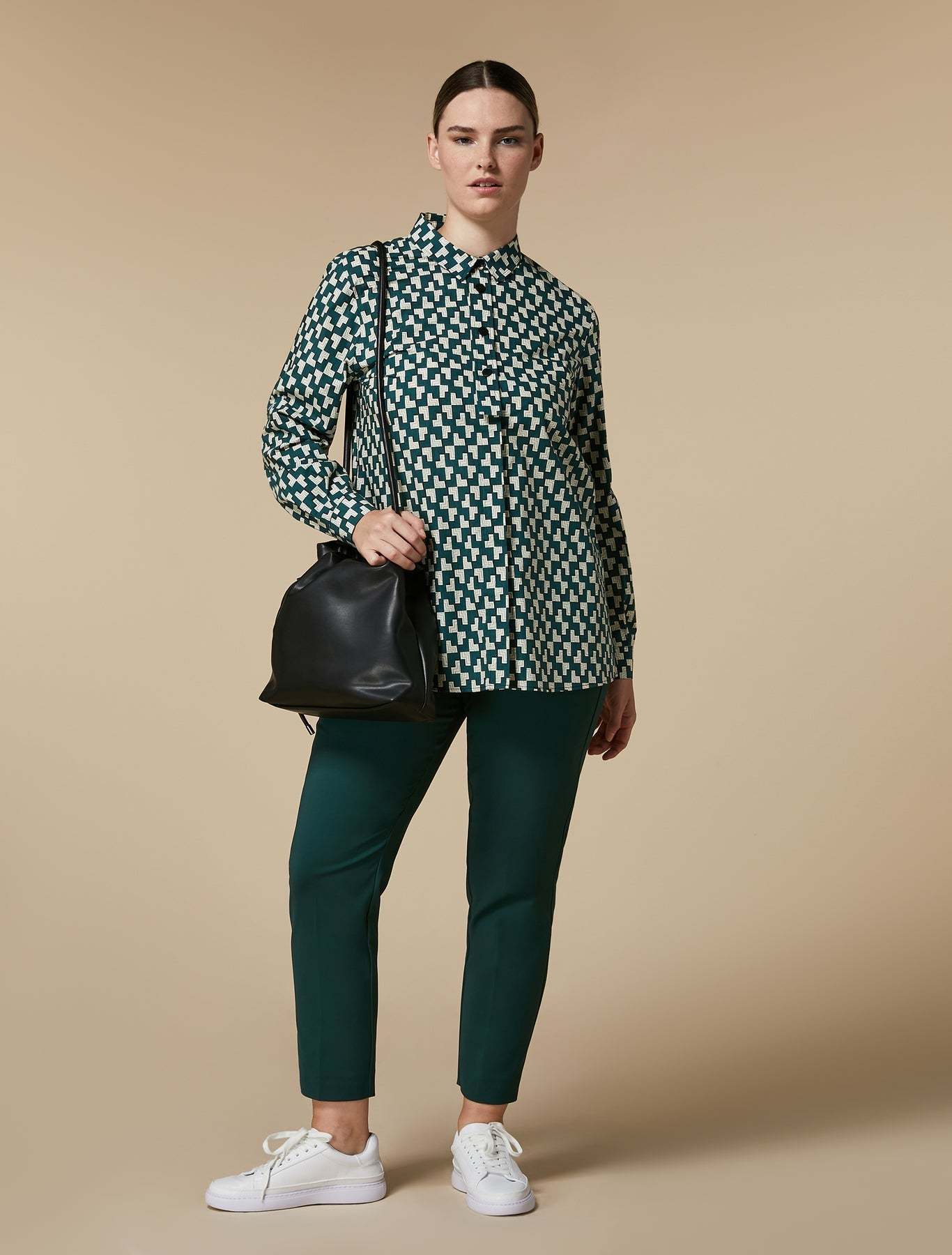 Slim fit Trousers RADICI in cotton and nylon fabric with belt loops and pockets