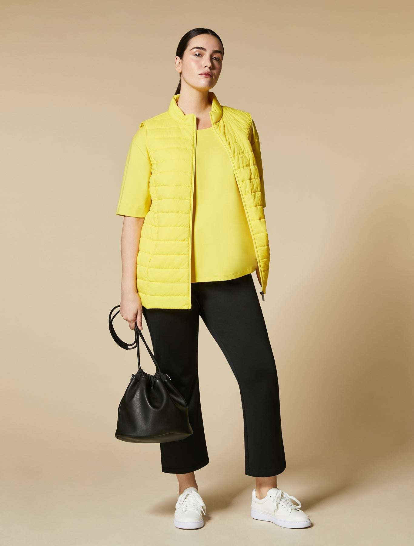 Quilted vest PASSO sleeveless with stand-up collar and central zipper, 80g cotton padding, outdoor layering style