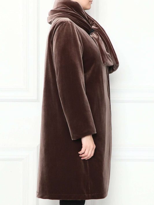 Chocolate brown quilted velvet coat PERSEO with welt pockets, snap button closure, detachable collar, and eco-friendly quilted lining