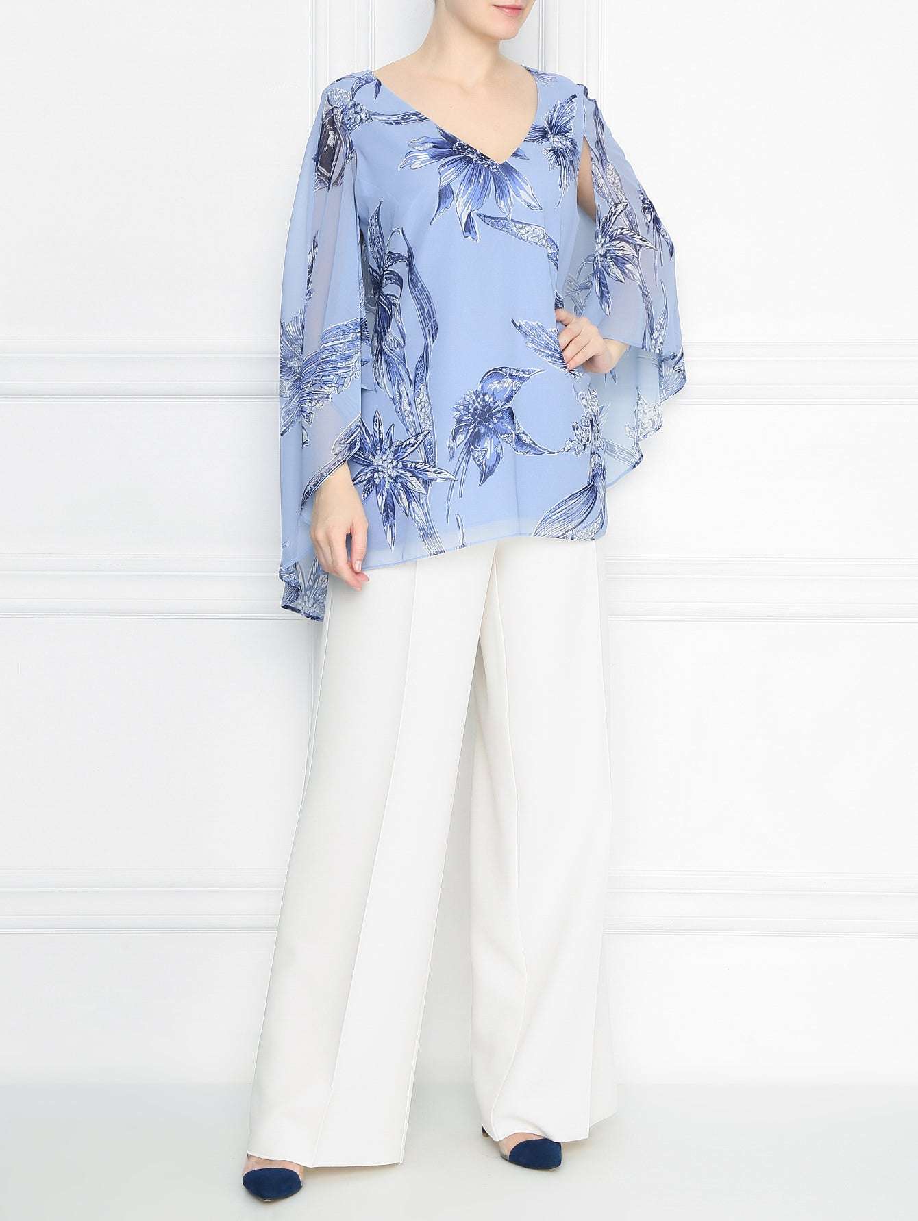 Elegant Tunic FALESIA in delicate georgette with subtle cut sleeves and lined interior