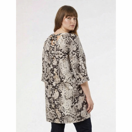 Fauna tunic with animal print and tropical leaves, V-neck, 3/4 sleeves, lightweight polyester fabric