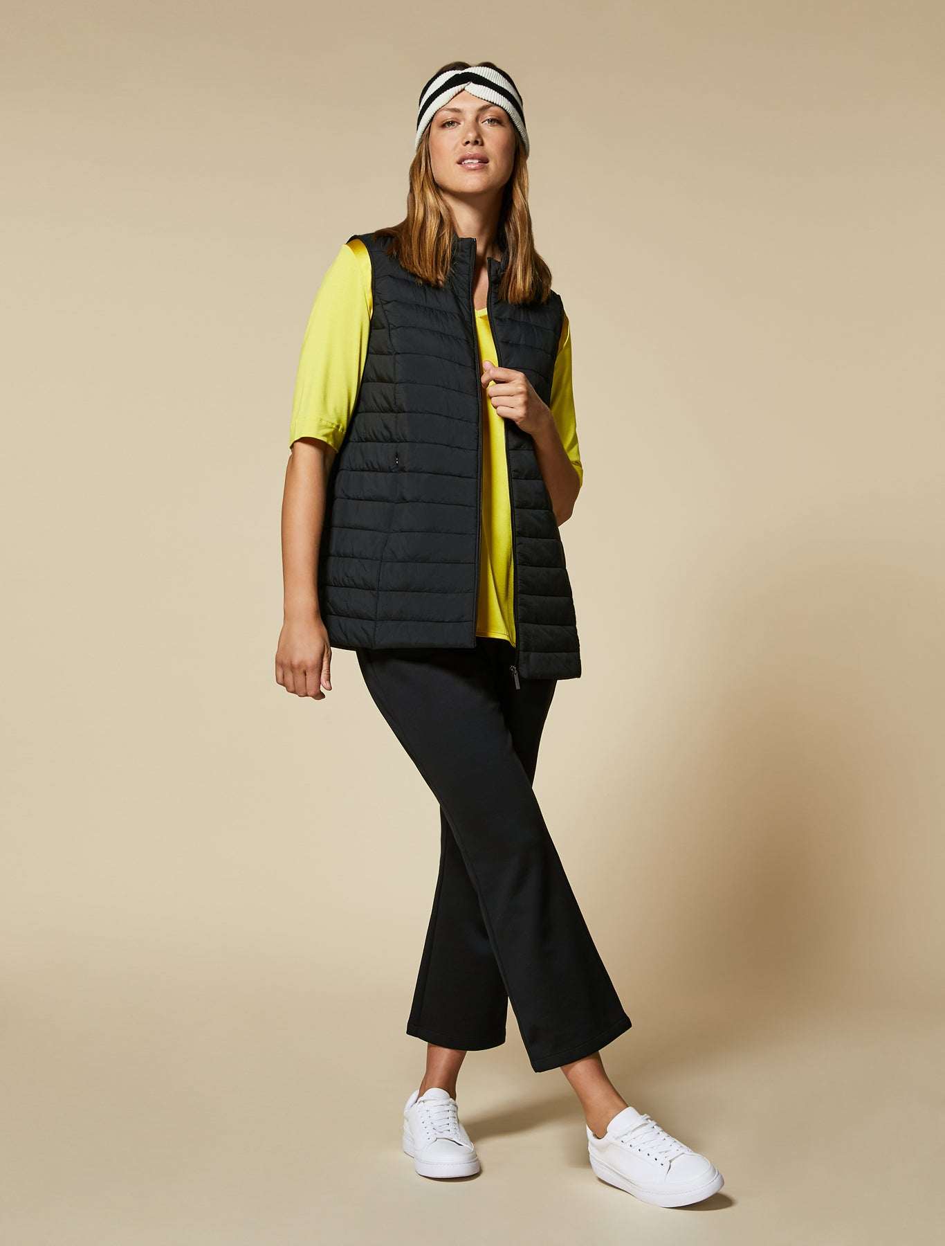 Tunic VIOLA viscose jersey with satin front, V-neck, elbow sleeves, and split hem