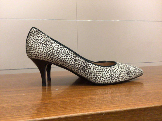 LAPPONE shoes in spotted printed pony suede with pointed toe and mid-height stiletto heel.