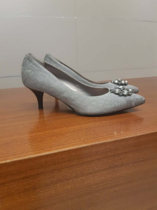 Shoes LENA genuine leather handmade with fabric and stone brooch medium heel