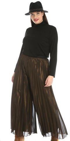 Elegant Marina Rinaldi pleated skirt-pants in shimmering georgette with elasticated waistband and fluid culotte design