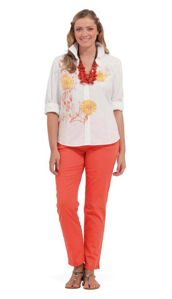 GASOLINA Fitted white cotton shirt with floral print and orange pants on woman