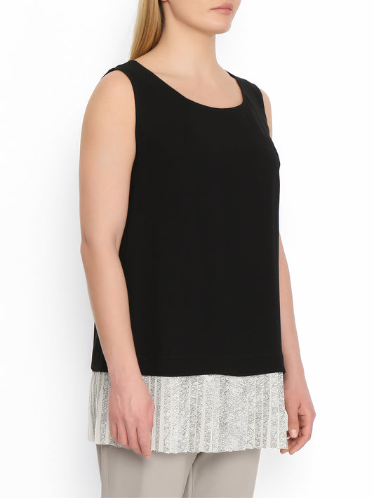BERNINI tunic in black with pleated hem