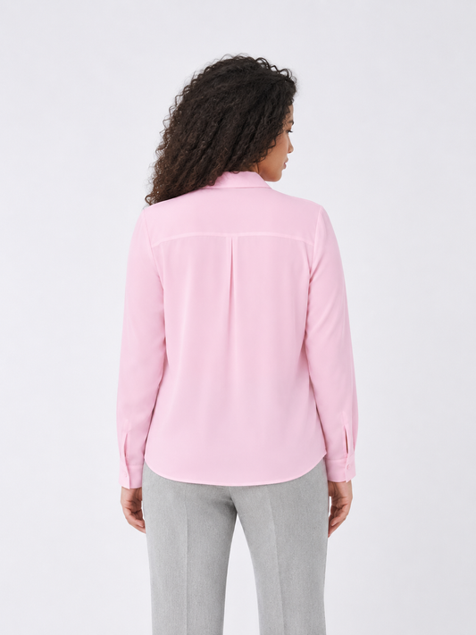 BACCARAT fitted blouse with long sleeves and buttoned cuffs in luxurious silk blend