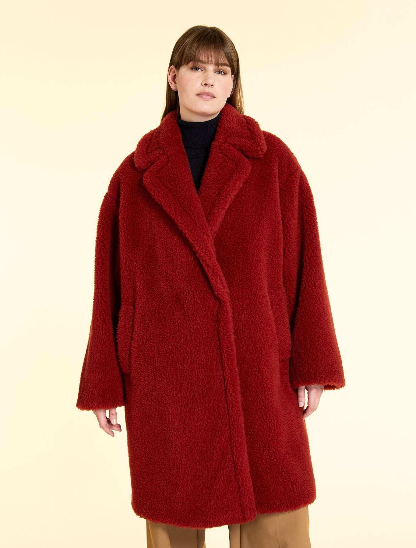 Coat TAROCCHI camel wool TEDDY coat with wide lapels and concealed buttons