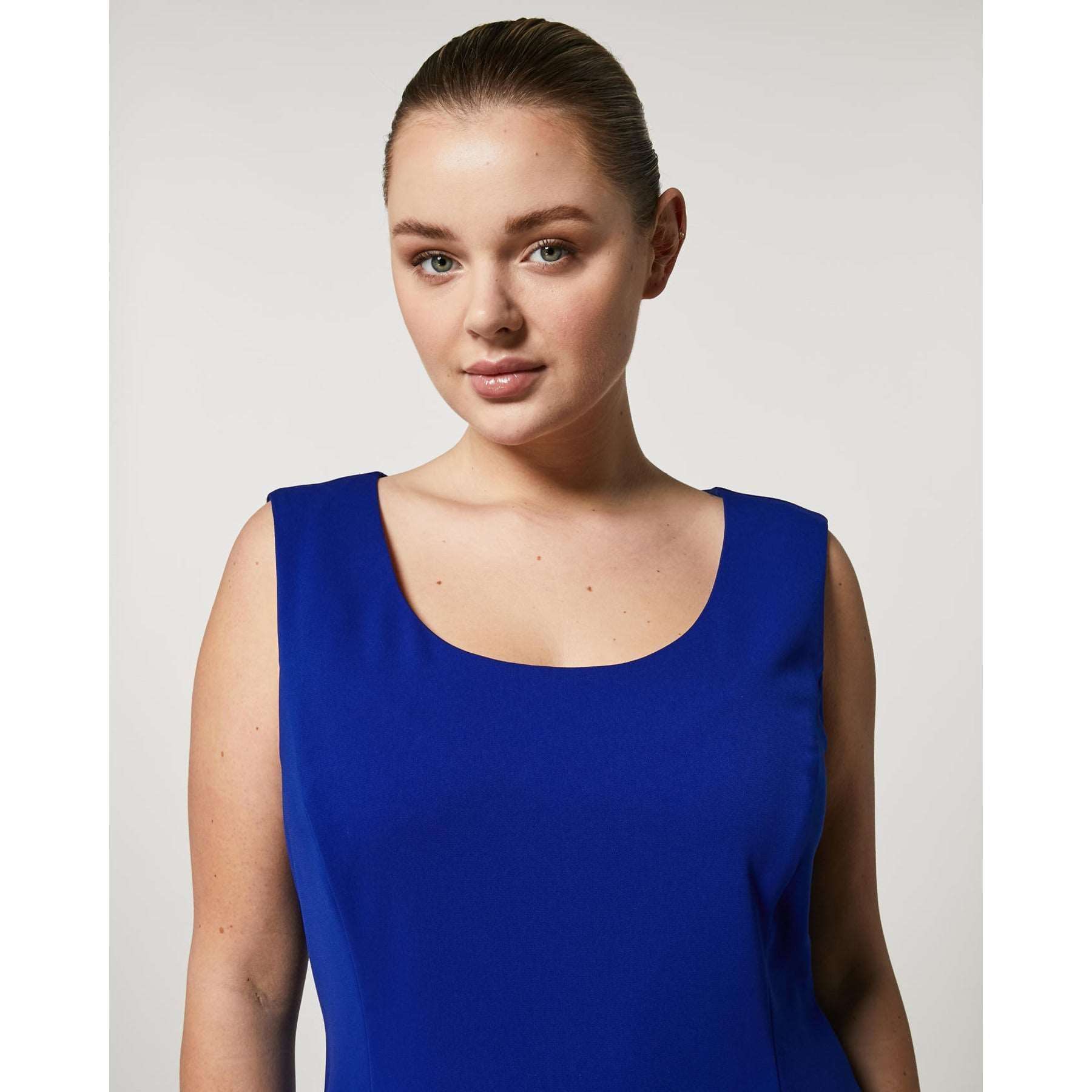 Elegant Dress DAMIERE princess dress with round neckline and detachable sleeves