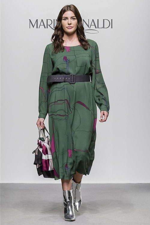 Dress DARSEN midi with green and purple abstract pattern, long sleeves, black belt, and flowing viscose fabric.