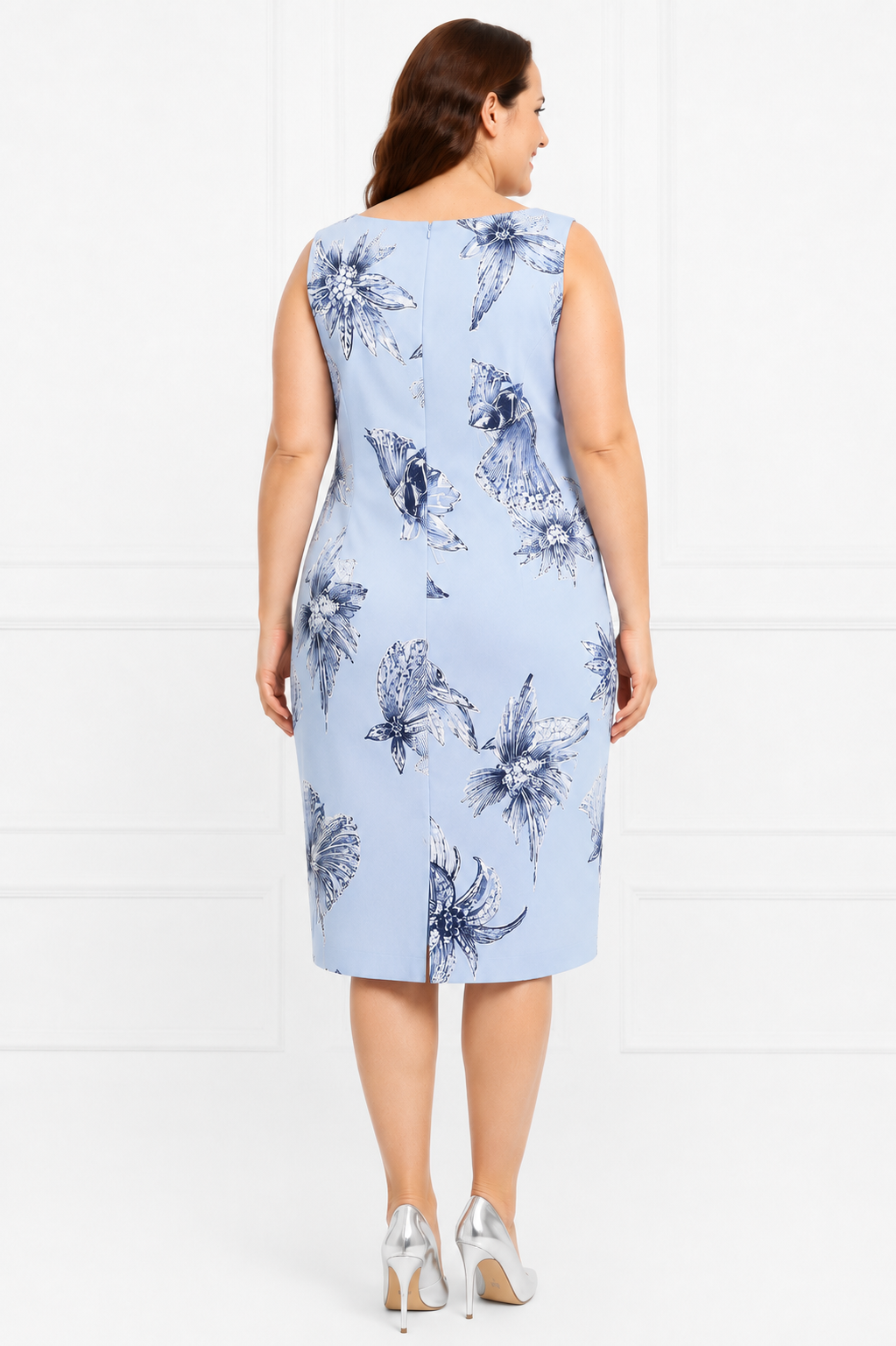 Elegant DECAEDRO dress with crystal embellishments, round neckline, back slit, and hidden zipper