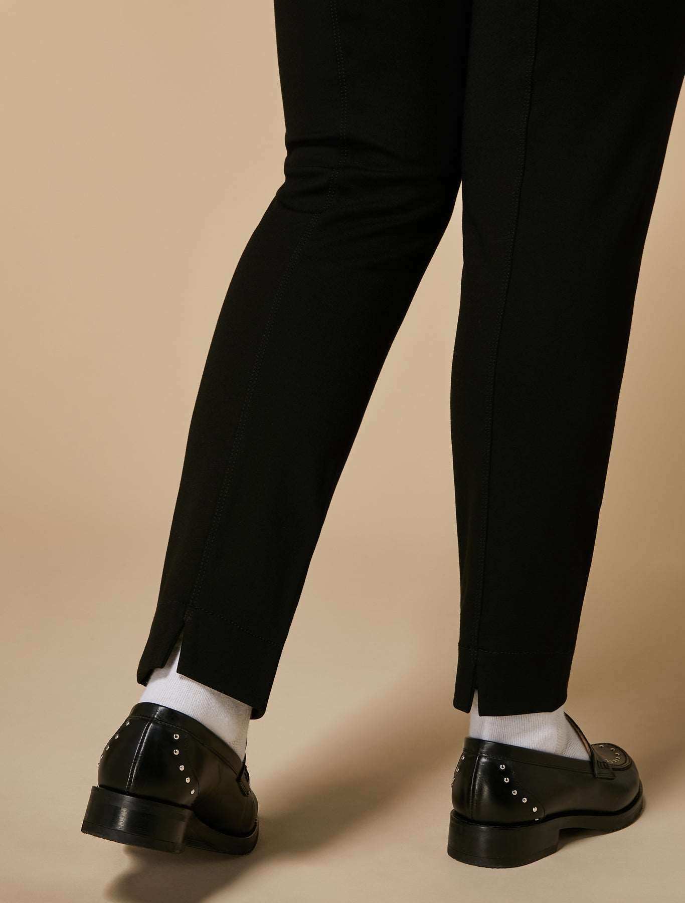Leggings OCCHIATA Milano knitted jersey slim fit with ergonomic arrow hem and elastic waistband
