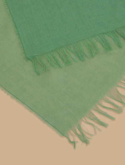Lightweight Scarf SUGAR made of viscose and cashmere with exclusive print and fringes
