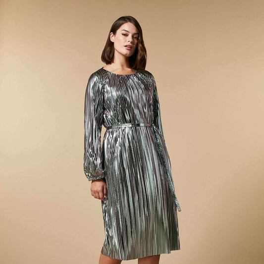 Shimmering pleated midi dress with round neckline and elastic cuff long sleeves, adjustable belt waist