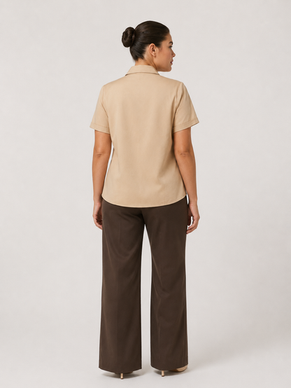 Sand-colored GANES cotton shirt with short sleeves and fitted silhouette
