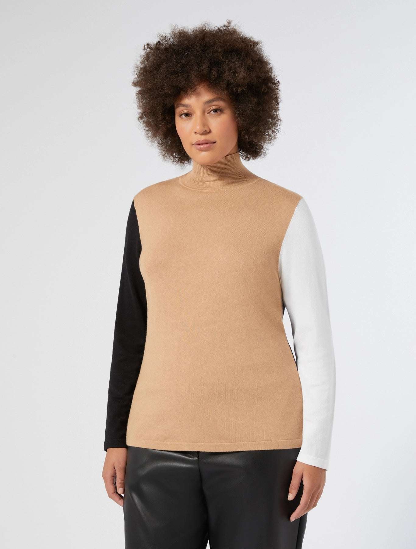 Colorblock mock polo-neck sweater in soft stretch viscose knit with long sleeves and straight fit