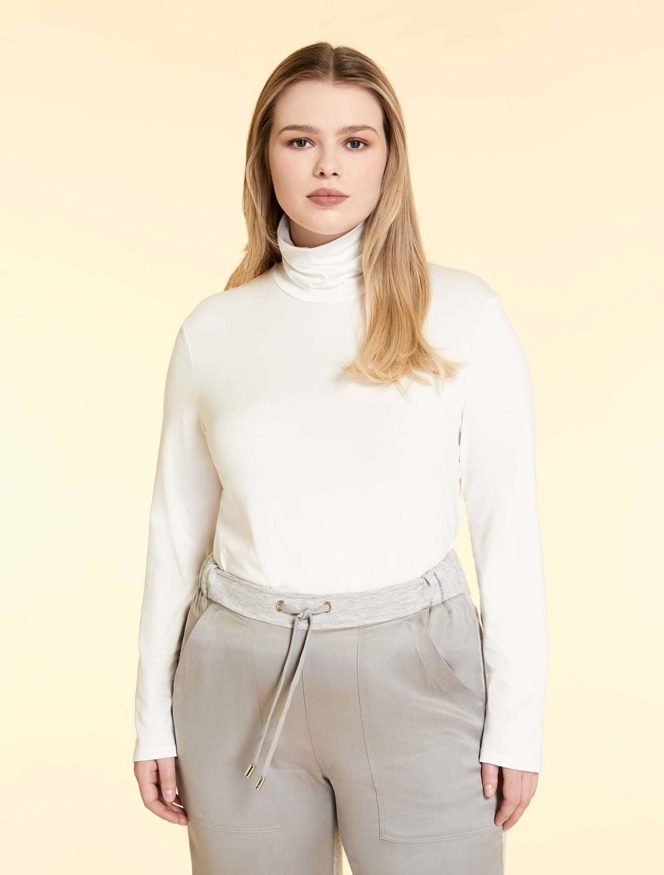 Long-sleeved Sweater ZAFFIRO with stand-up collar in white and blue