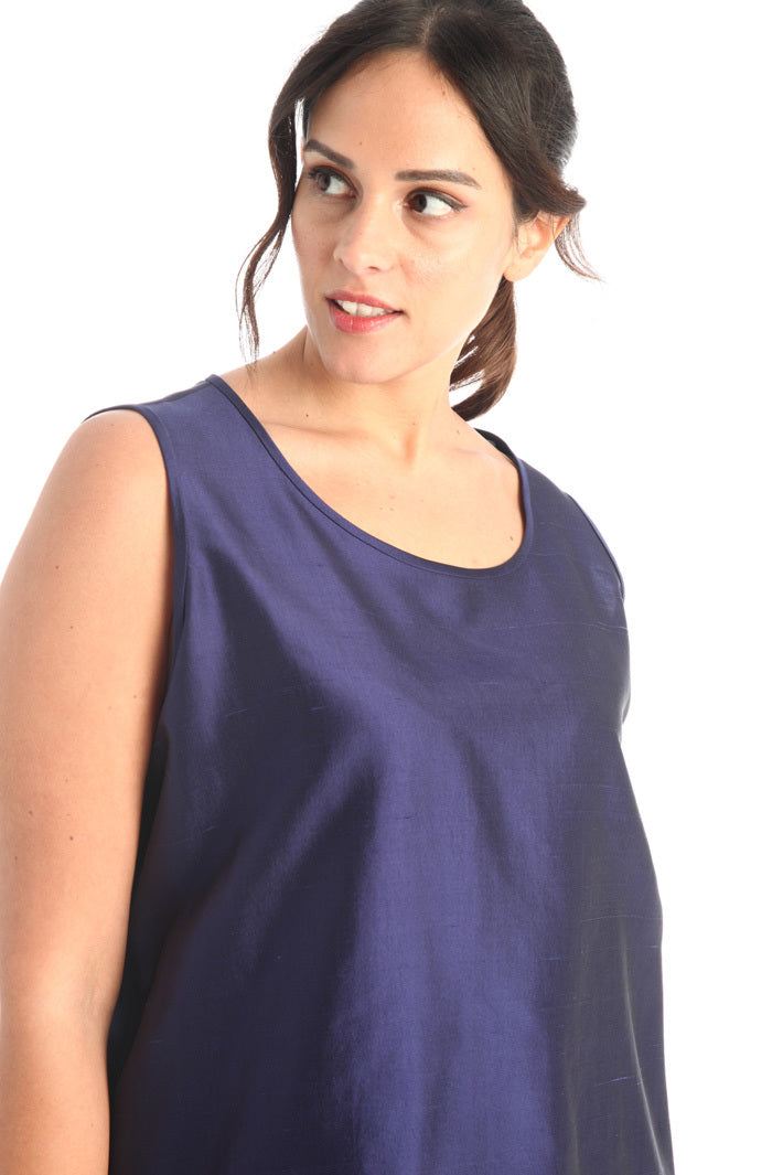 Top BITTER loose-fitting blue and green silk top with round neckline and elegant design