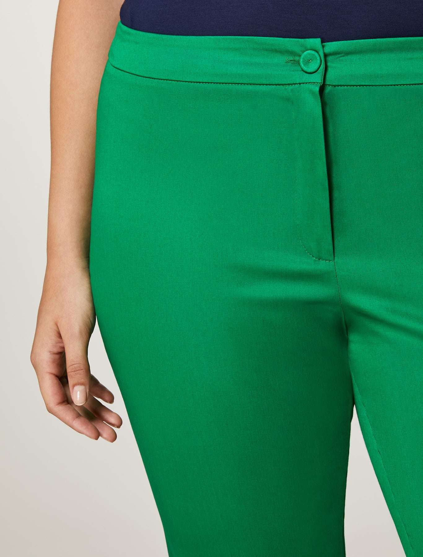 Slim cut Trousers OREL in refined cotton satin with elastic waistband and slit hems