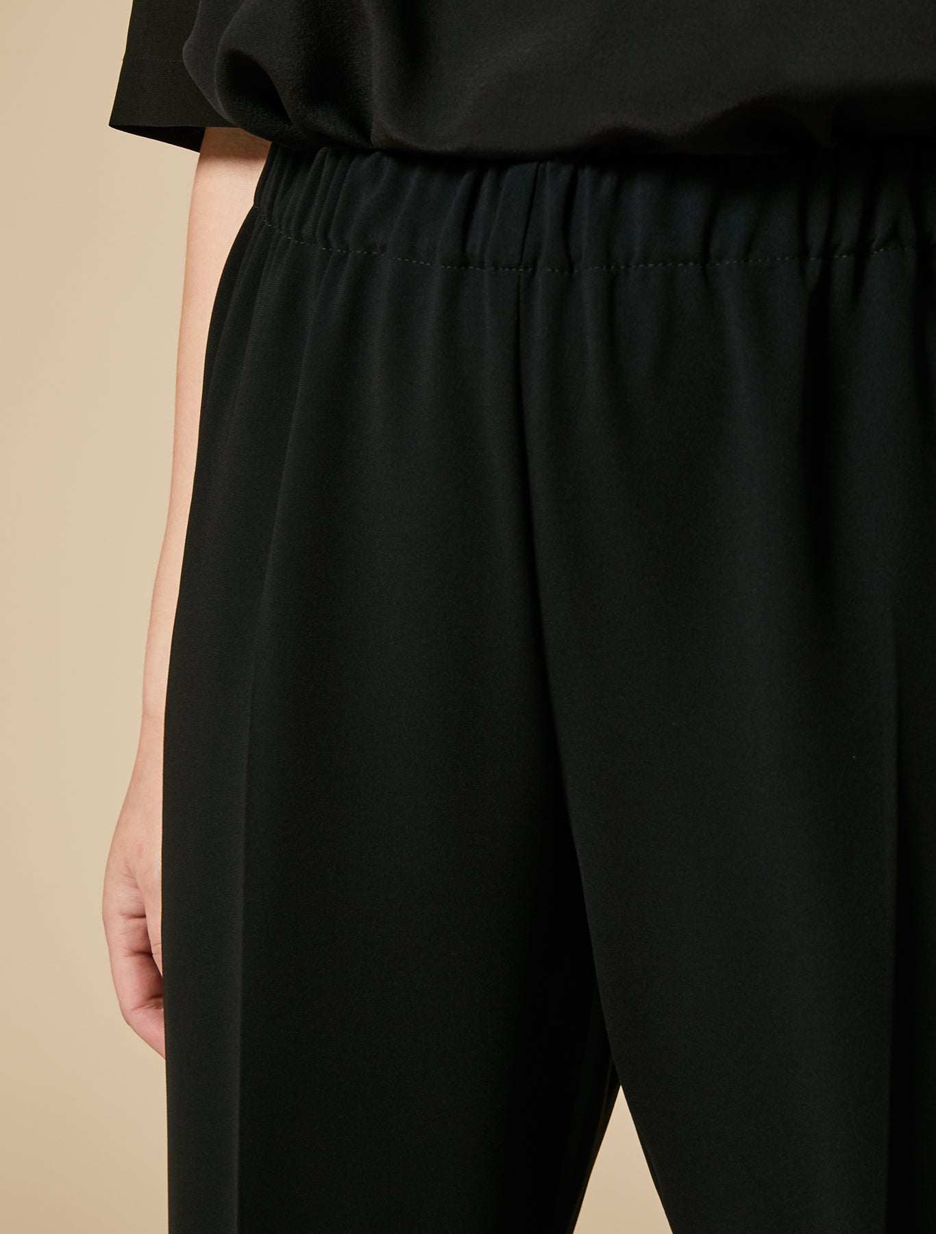 RAPSODIA trousers with elastic waistband and pleats in triacetate blend, straight cut and wrinkle-resistant