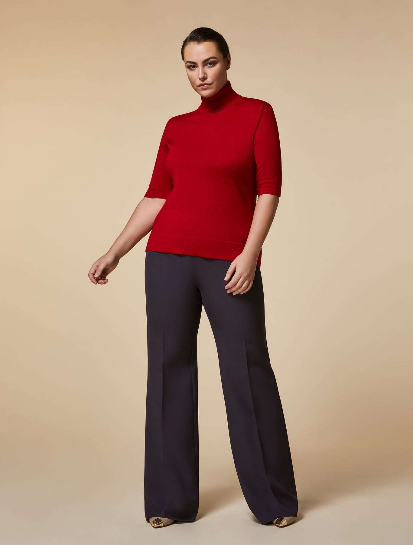 Straight cut Trousers RENIA in compact cotton-nylon triacetate with side zipper and button, relaxed fit, wrinkle-resistant fabric
