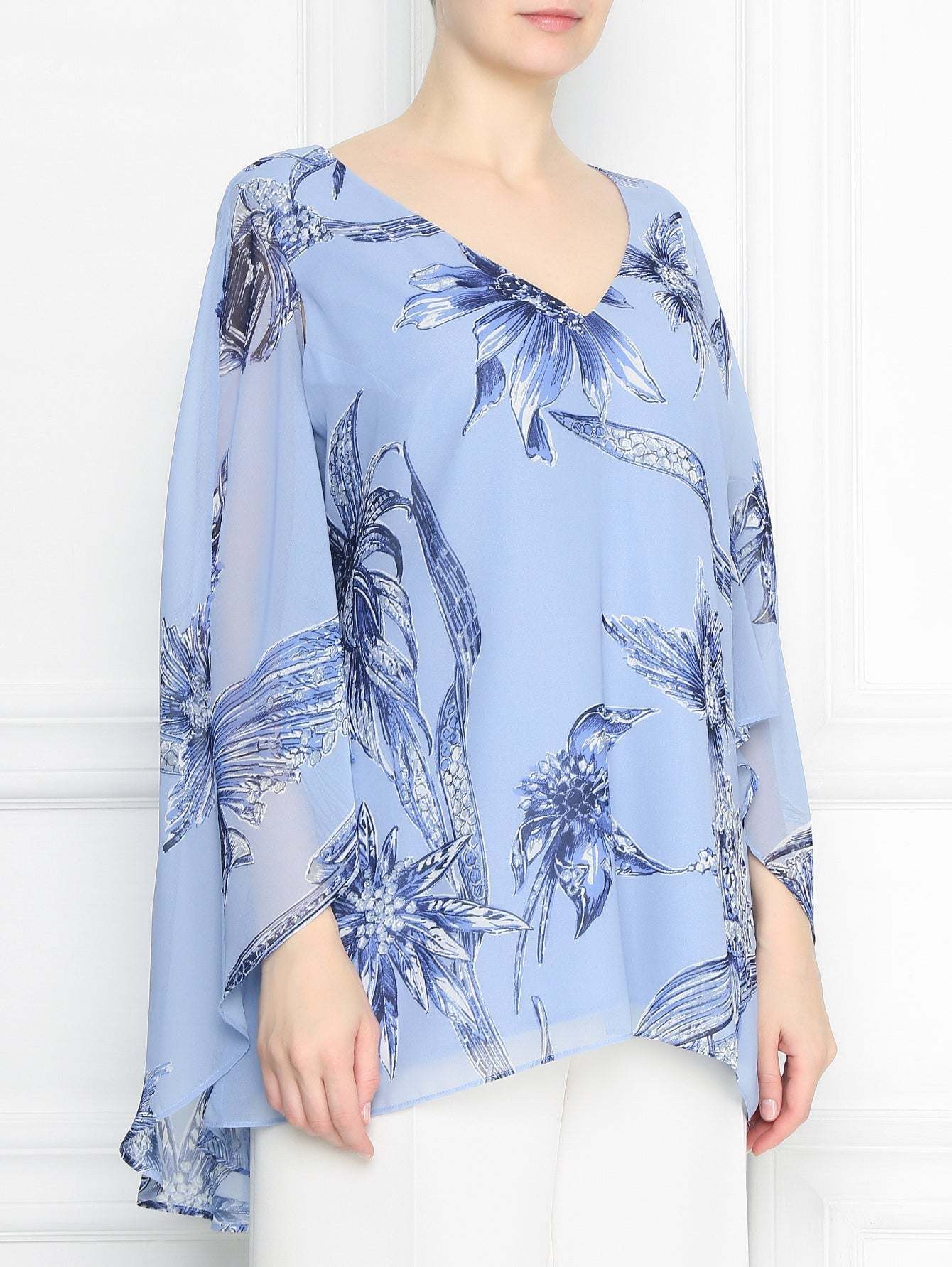 Elegant Tunic FALESIA in delicate georgette with subtle cut sleeves and lined comfort