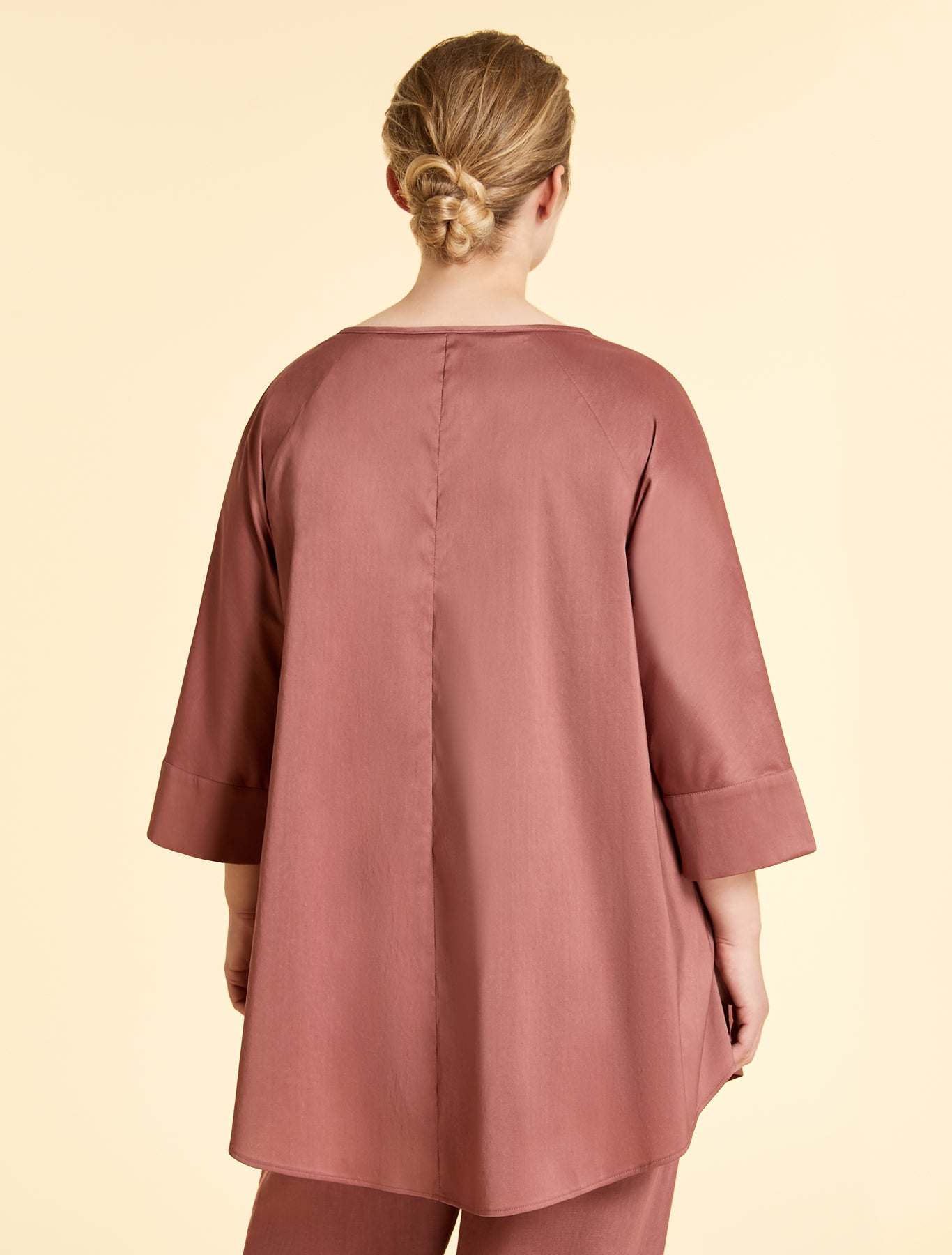 FIORAIO tunic in deep marsala with flared fit, embroidered keyhole neckline, and asymmetric hem in soft cotton poplin