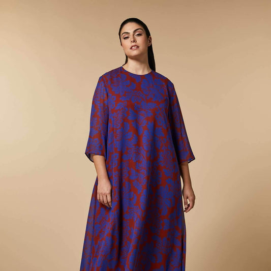 Viscose georgette Dress DORIANA with exclusive print, round neckline, 3/4 sleeves, and hidden back zipper