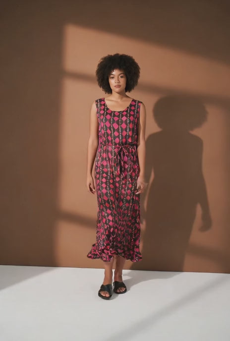 Viskoossatiinist mustriline kleit PLATANI