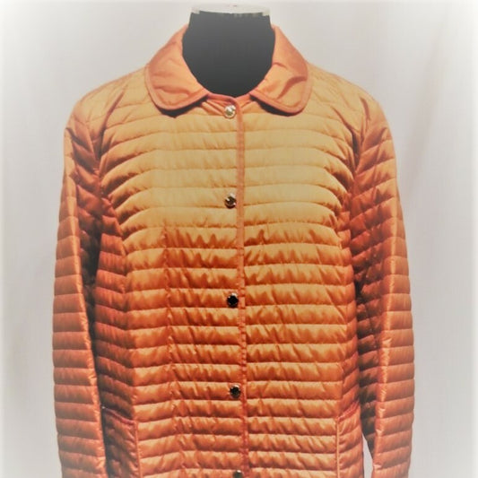 Quilted jacket with turn-down collar and patch pockets